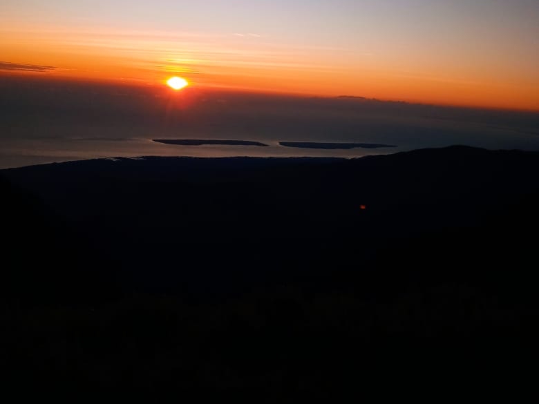 Pergasingan Hill Sunrise